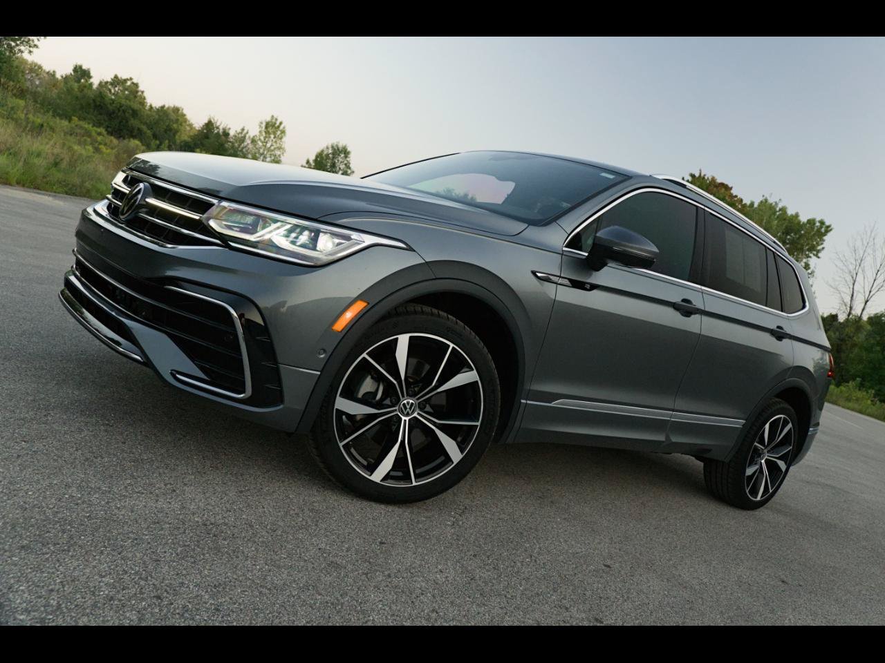 Used 2023 Volkswagen Tiguan SEL R-Line