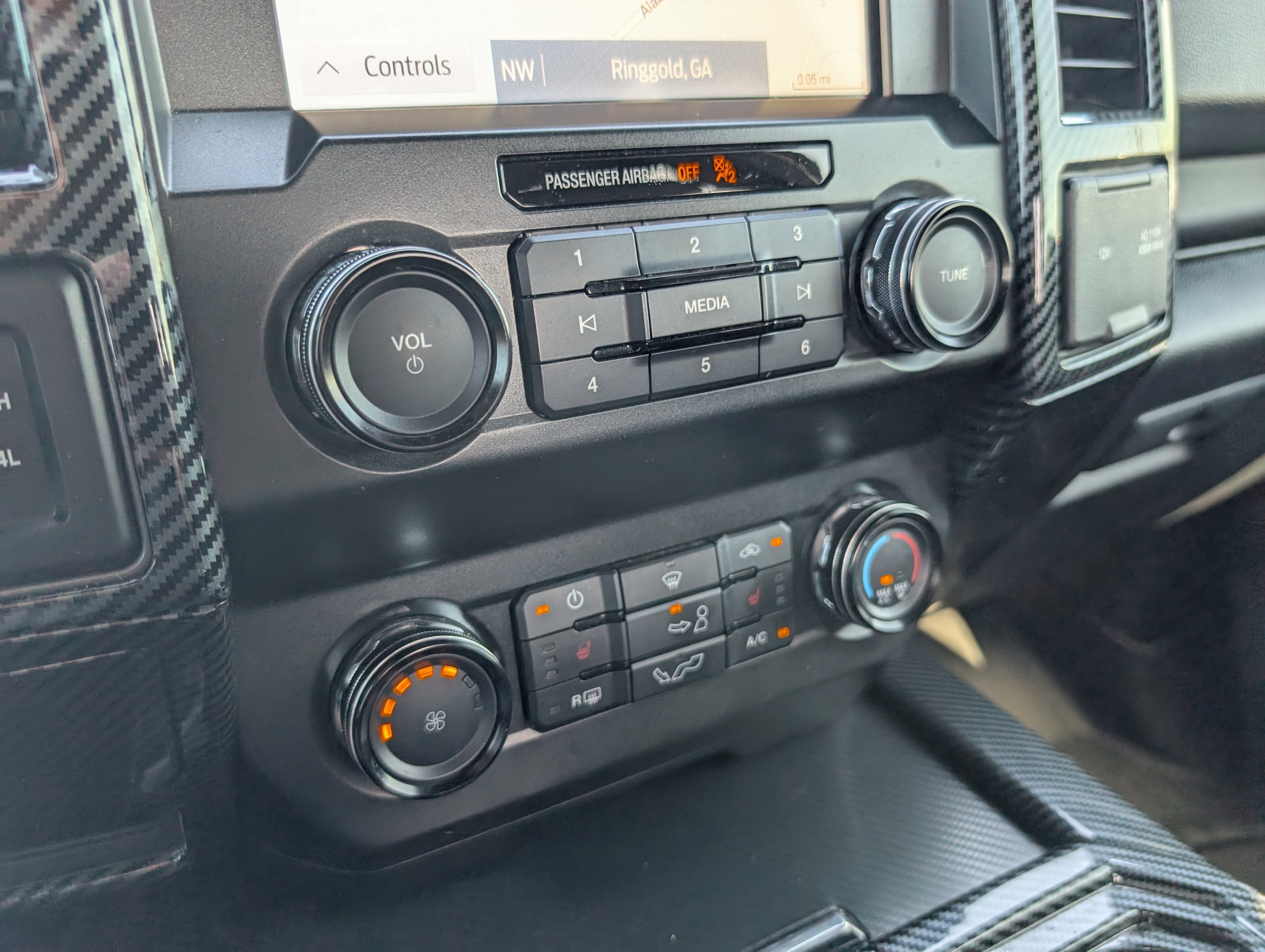 Used 2020 Ford F150 XLT w/ Equipment Group 302A Luxury AWD/4WD image 18