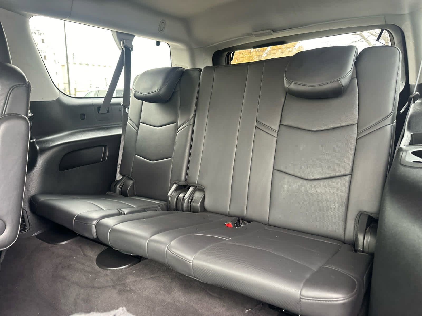 Used 2020 Cadillac Escalade ESV Premium Luxury image 19