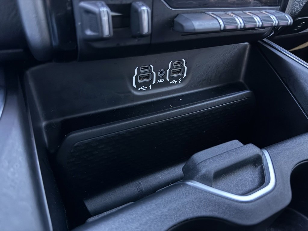 Used 2024 RAM 2500 Laramie w/ Night Edition image 19