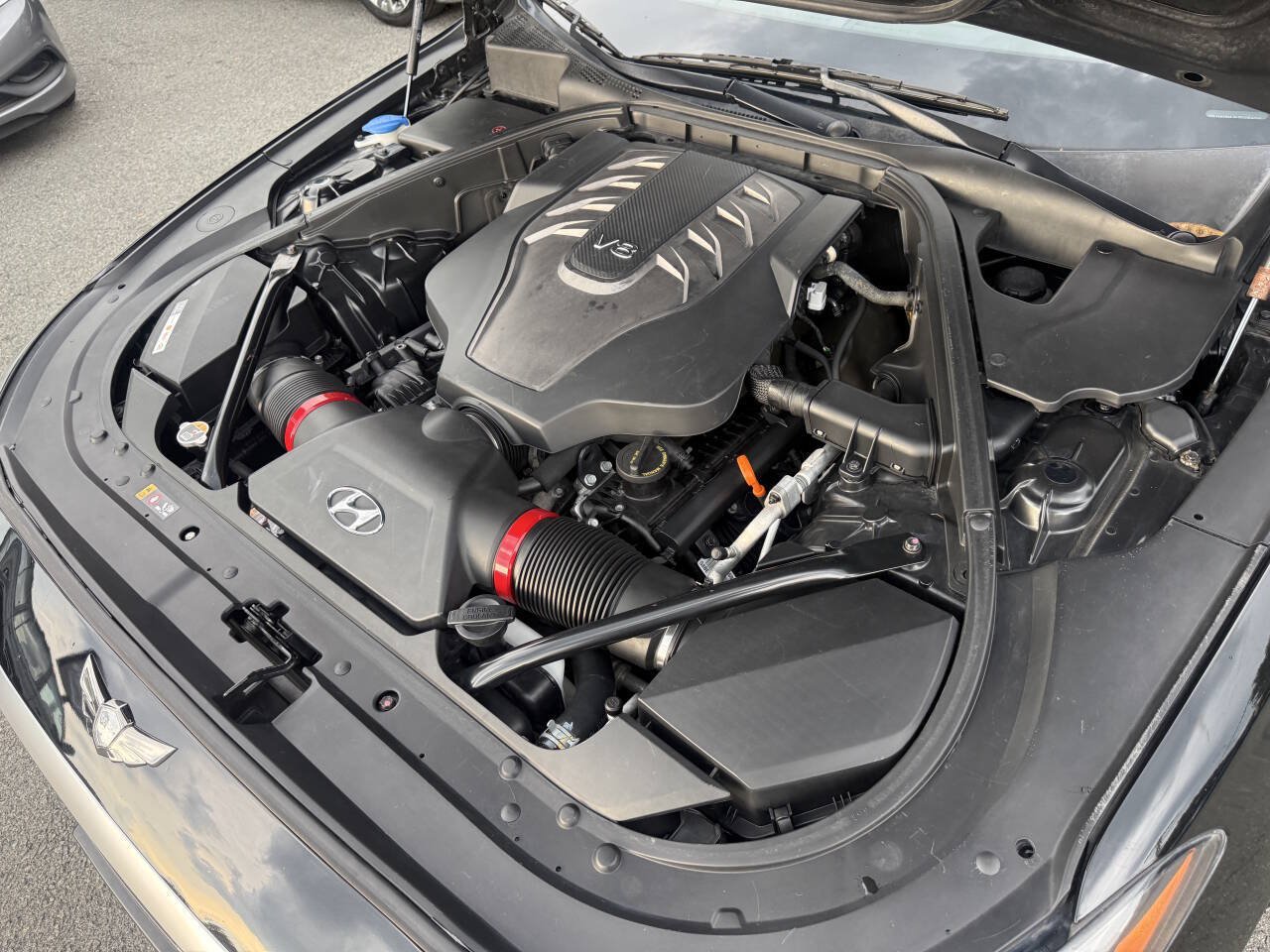 Used 2015 Hyundai Genesis 5.0 RWD image 29