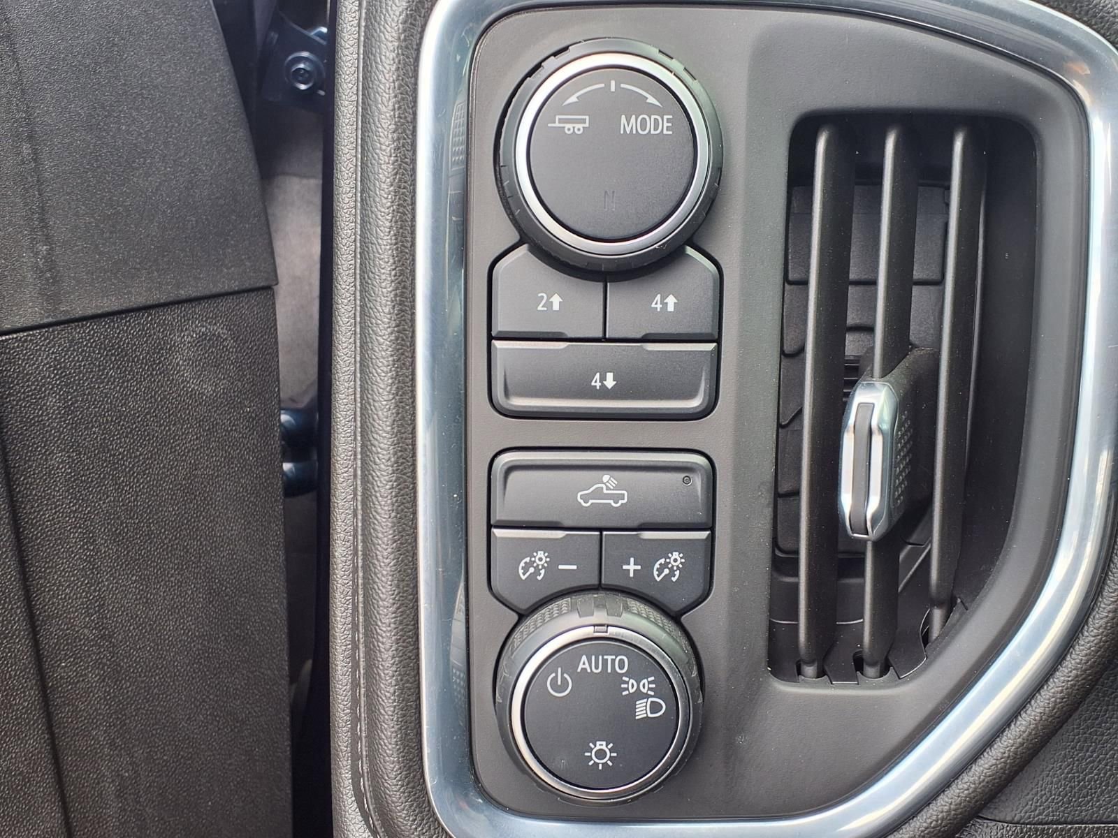 Used 2022 Chevrolet Silverado 2500 LT AWD/4WD image 7