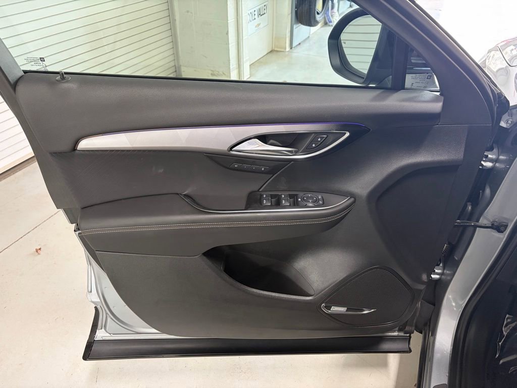 Used 2025 Buick Envision Sport Touring AWD/4WD image 10