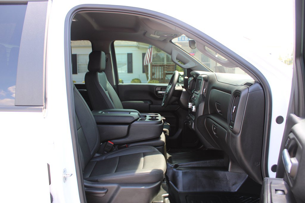Used 2025 GMC Sierra 2500 Pro w/ Convenience Package RWD image 21