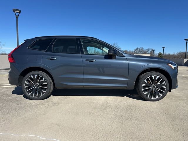 New 2026 Volvo XC60 B5 Ultra w/ Protection Package Premier image 8