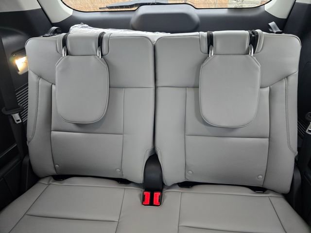 New 2026 Ford Explorer Active w/ Active Comfort Package image 13