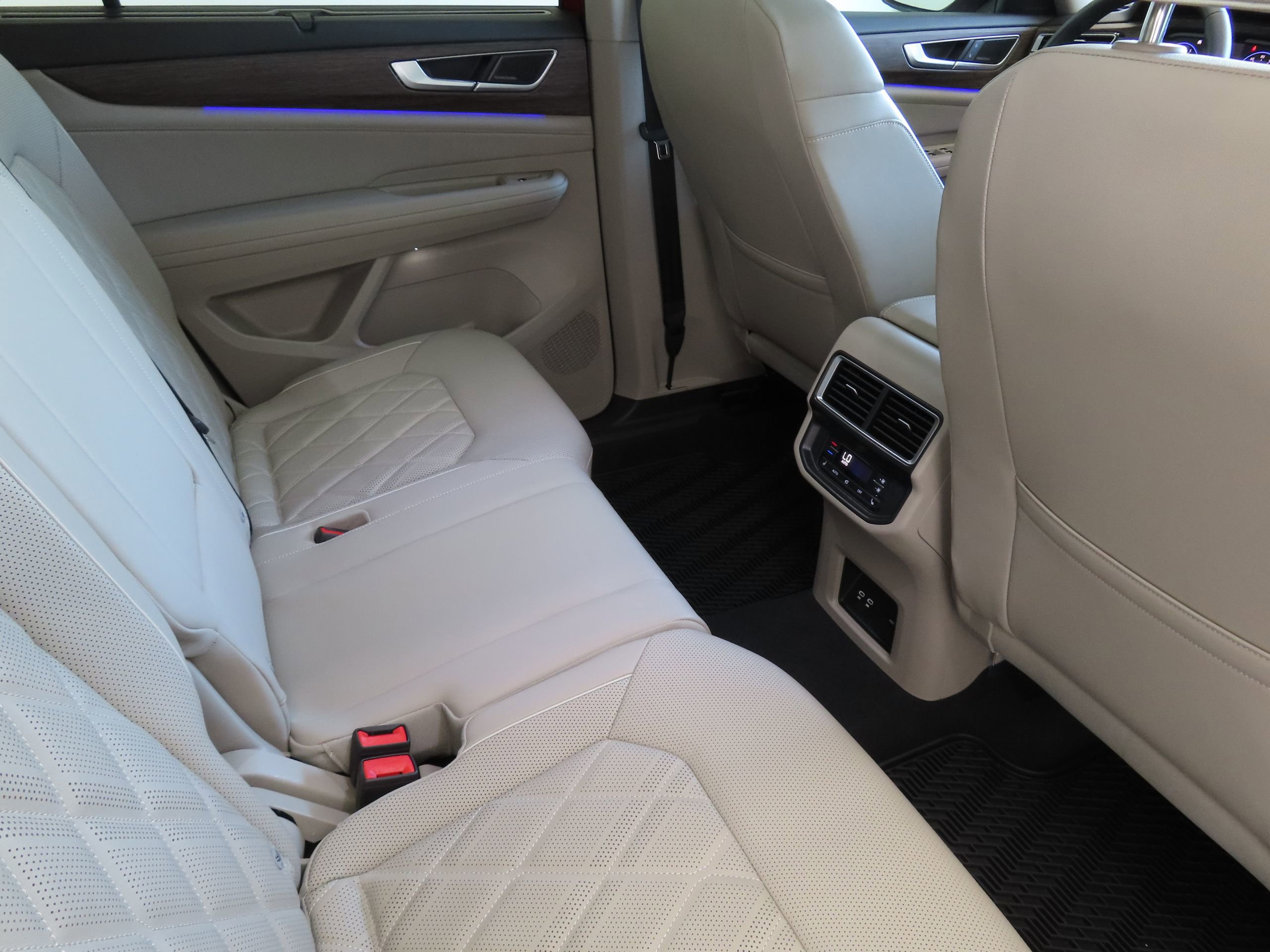 New 2025 Volkswagen Atlas SEL Premium R-Line AWD/4WD image 27