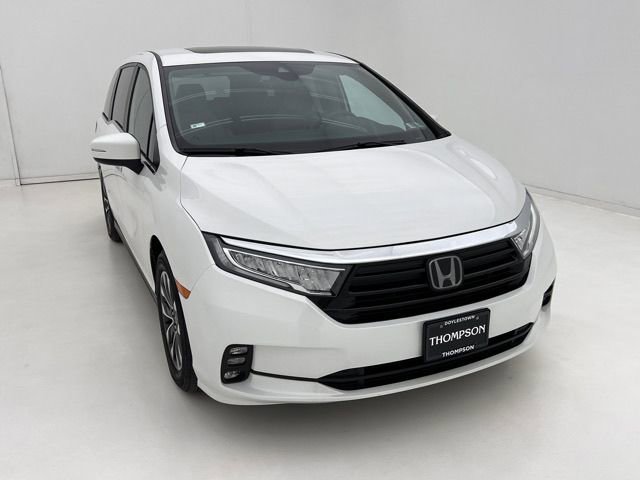 Used 2023 Honda Odyssey EX-L image 3
