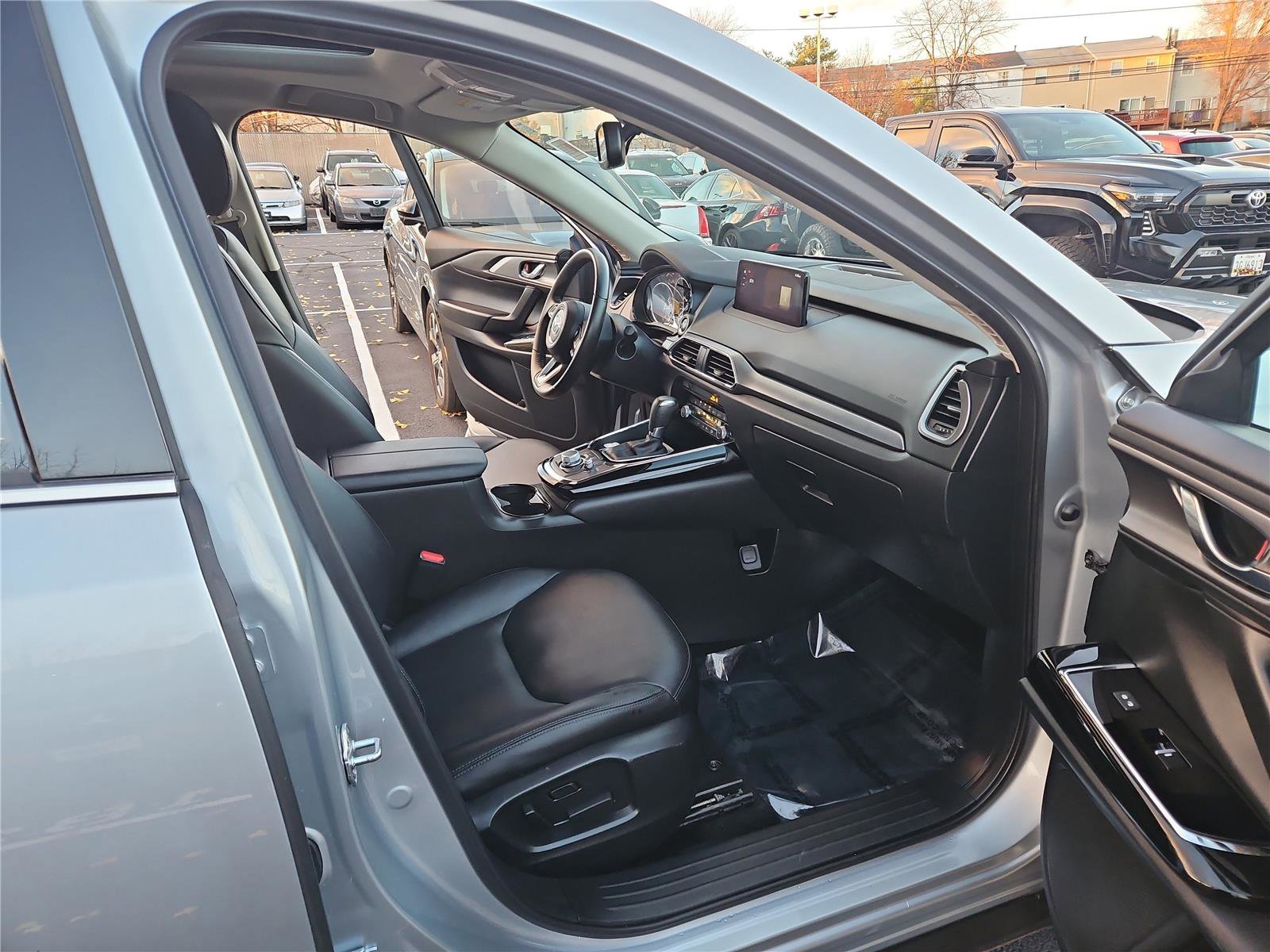 Used 2023 MAZDA CX-9 Touring image 30