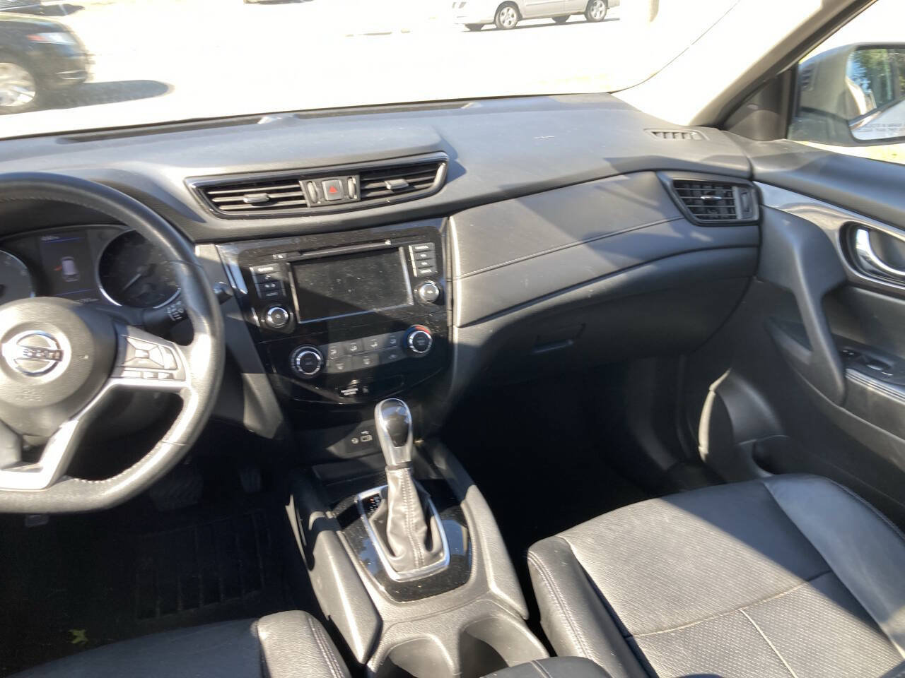 Used 2019 Nissan Rogue S w/ Special Edition Package AWD/4WD image 14