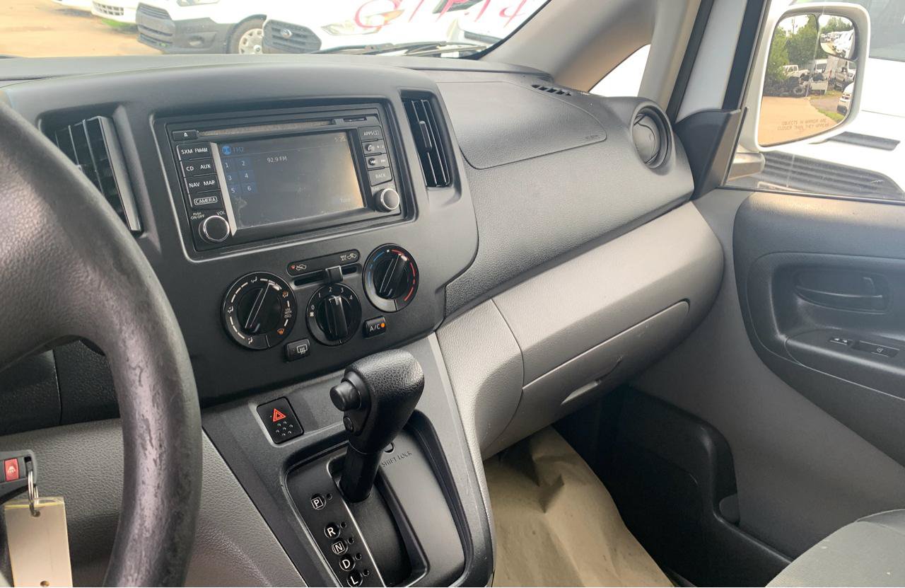 Used 2015 Nissan NV200 SV w/ Technology Package FWD image 12