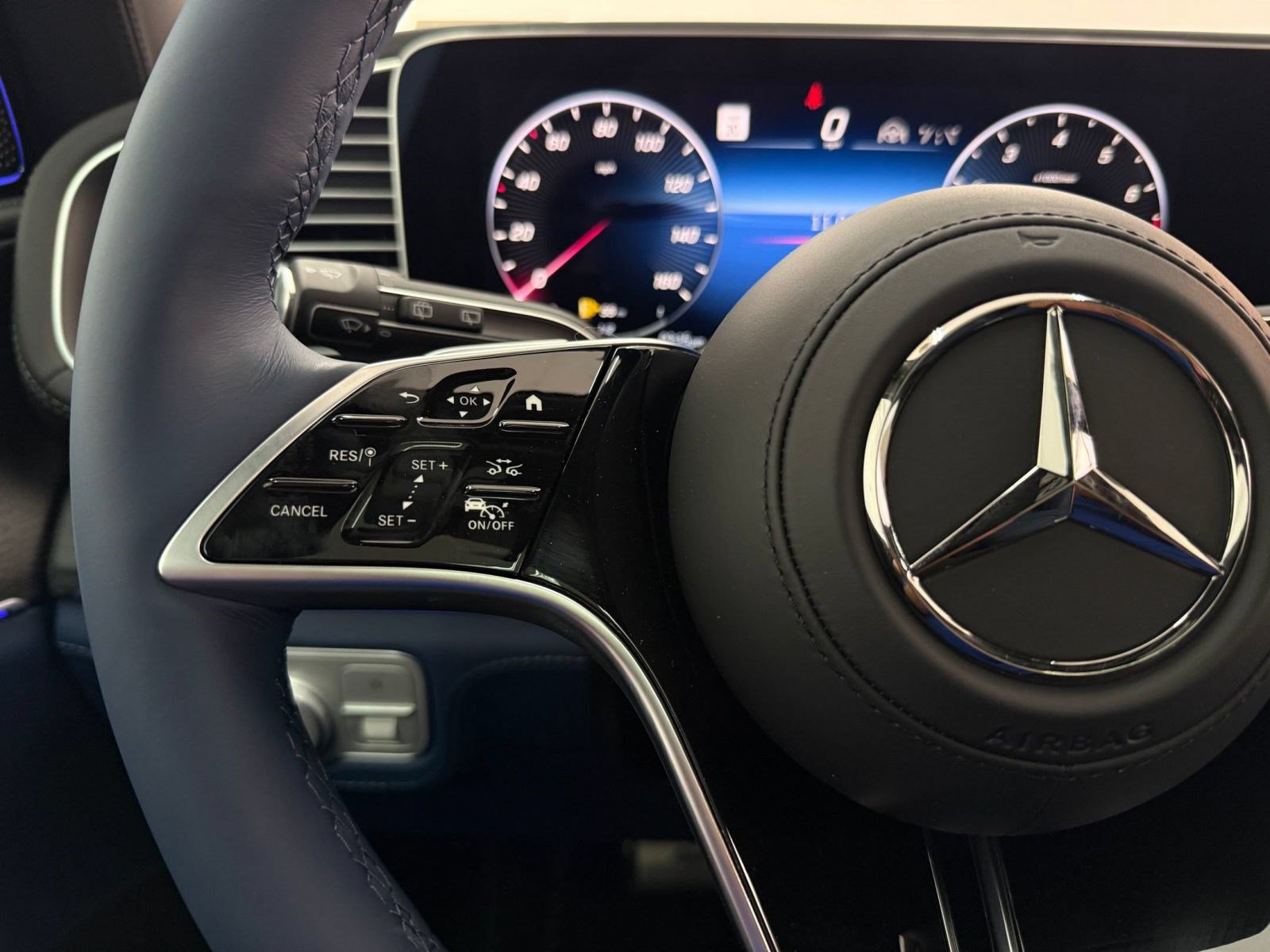 New 2026 Mercedes-Benz Maybach GLS 600 4MATIC image 15