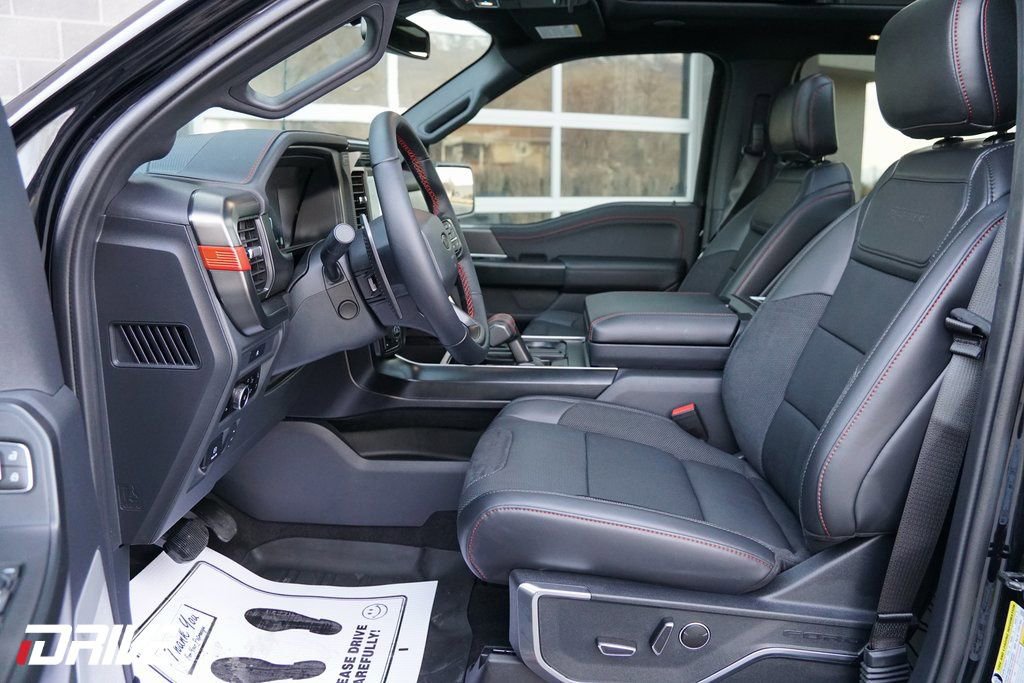Used 2025 Ford F150 Raptor image 19