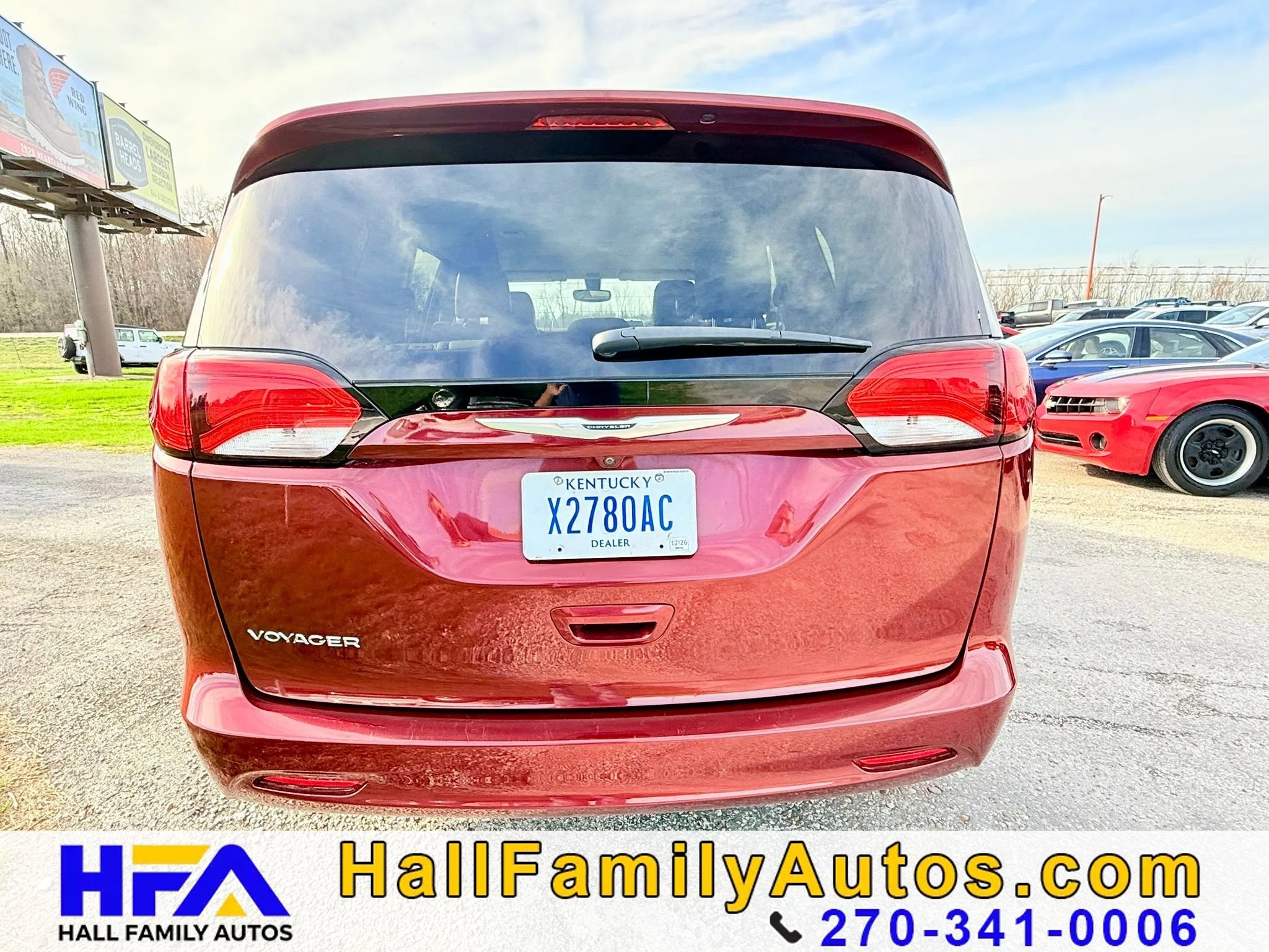 Used 2021 Chrysler Voyager Lxi image 4