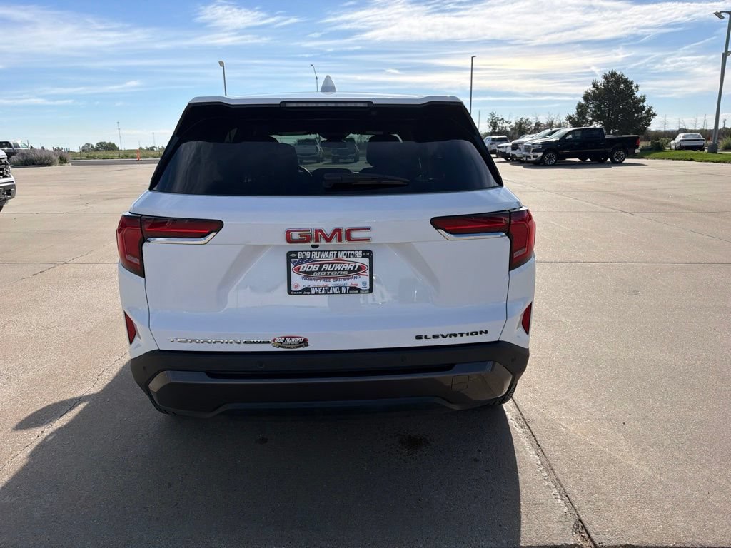 Used 2026 GMC Terrain Elevation AWD/4WD image 4