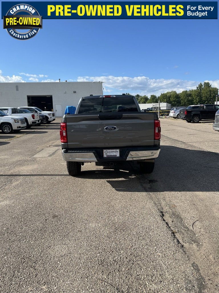 Used 2022 Ford F150 XLT w/ Trailer Tow Package image 8