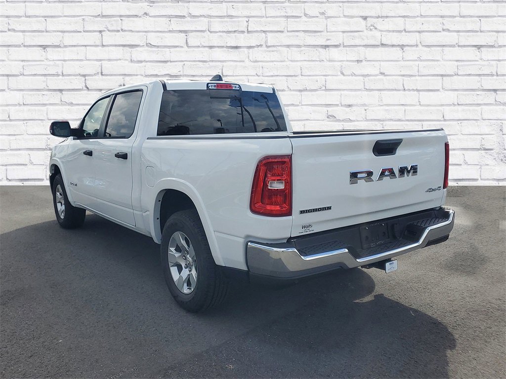 New 2025 RAM 1500 4x4 Crew Cab image 3