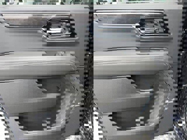 New 2026 GMC Yukon XL Elevation w/ Elevation Premium Package image 14