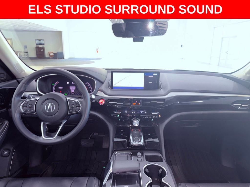 Used 2024 Acura MDX SH-AWD w/ Technology Package image 11