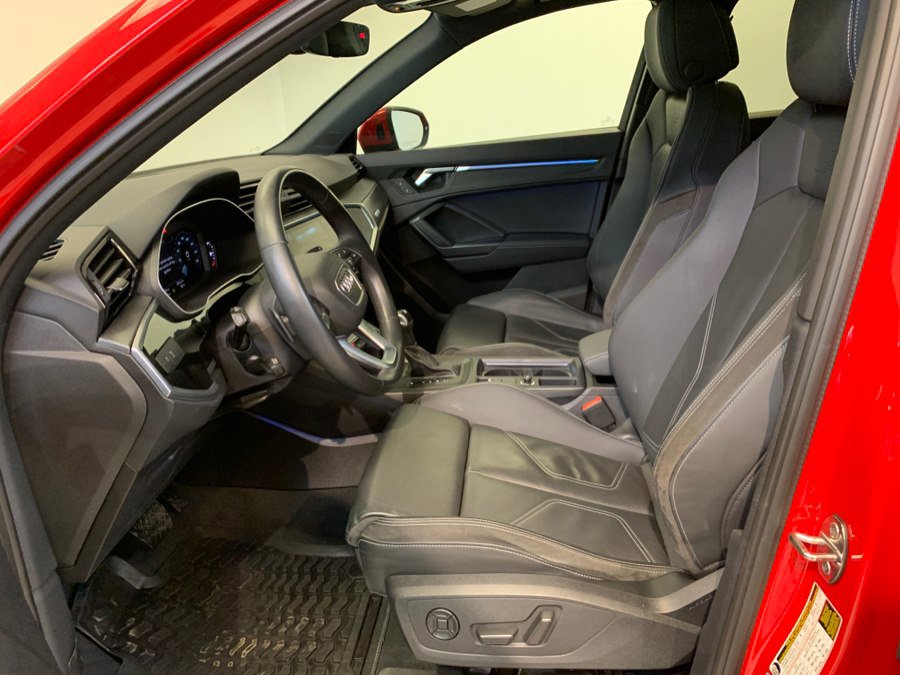 Used 2023 Audi Q3 2.0T Premium Plus w/ Premium Plus Package image 18