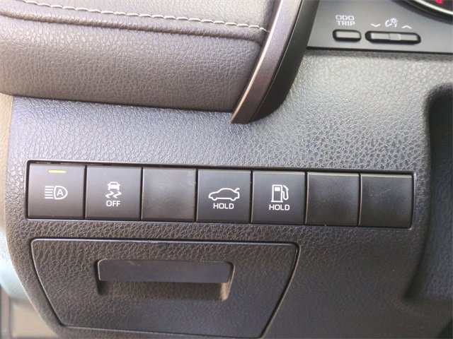 Used 2023 Toyota Camry XSE image 18
