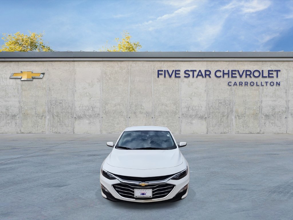 Used 2023 Chevrolet Malibu LT w/ Driver Confidence Package FWD image 3