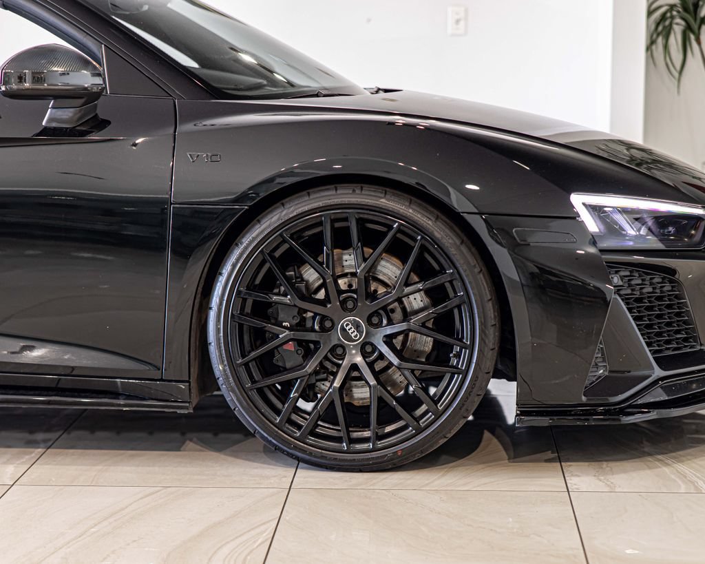 Used 2020 Audi R8 V10 AWD/4WD image 11
