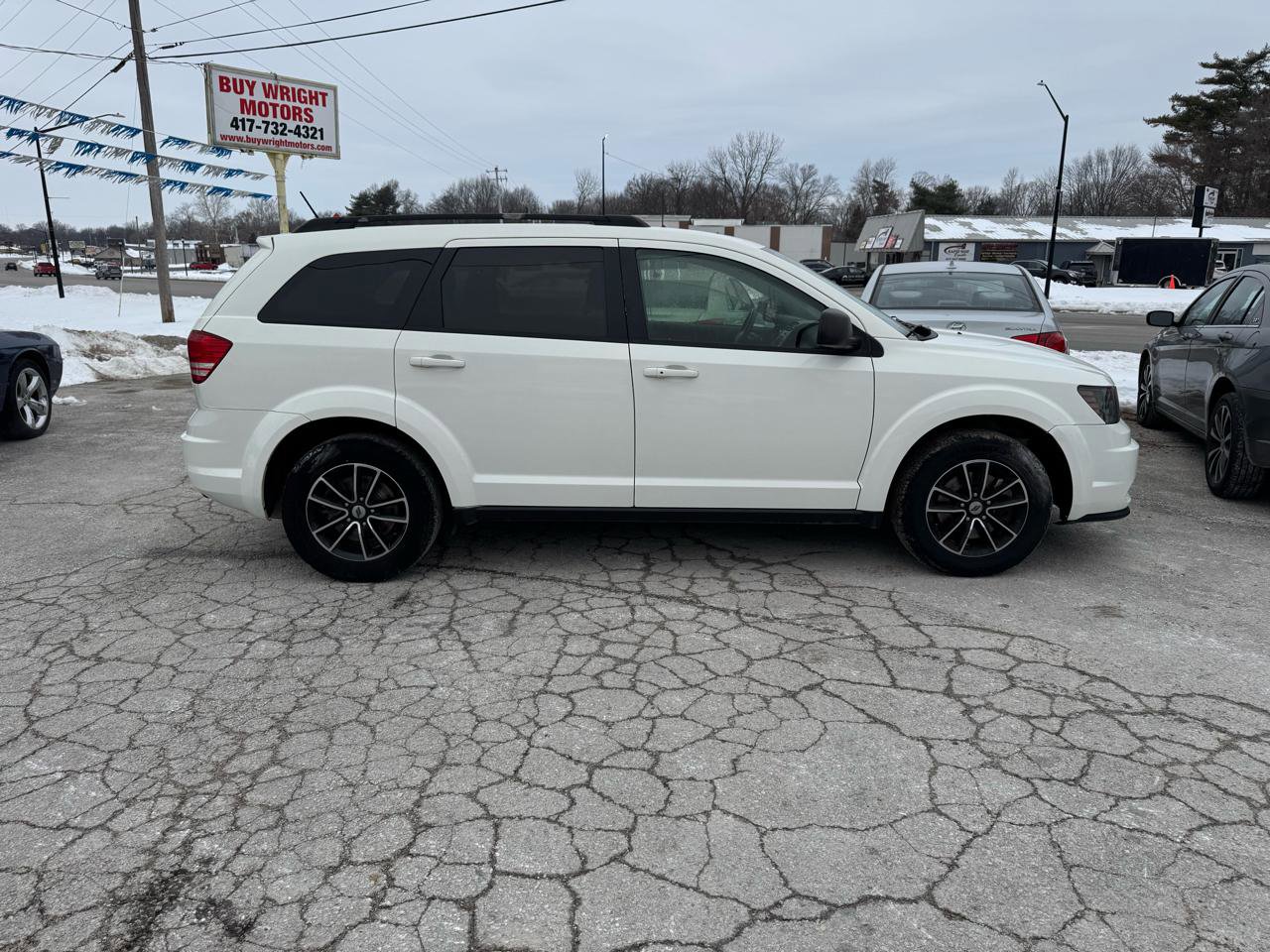Used 2018 Dodge Journey SE w/ Popular Equipment Group image 3