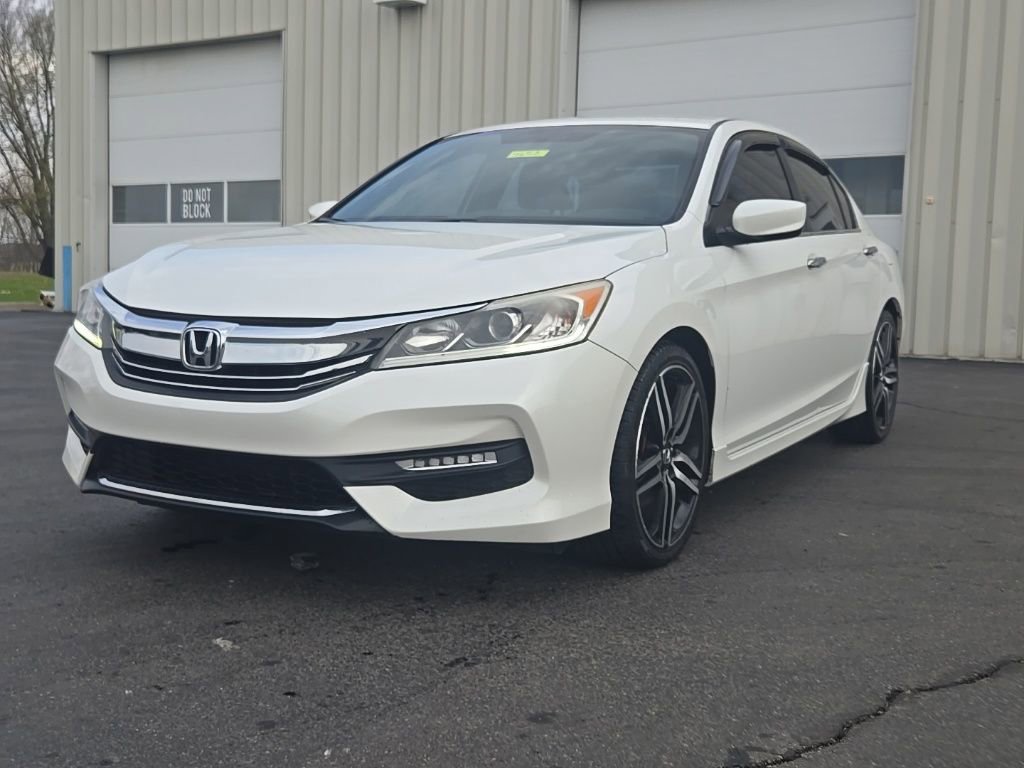 Used 2017 Honda Accord Sport Special Edition image 3