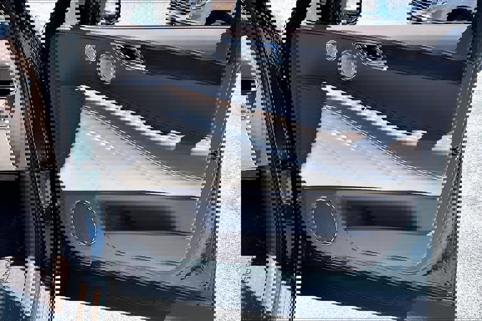 Used 2021 Genesis GV80 3.5T w/ Advanced Package 06 AWD/4WD image 23