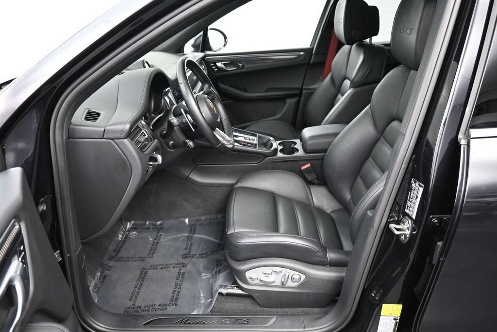 Certified 2024 Porsche Macan GTS AWD/4WD image 10