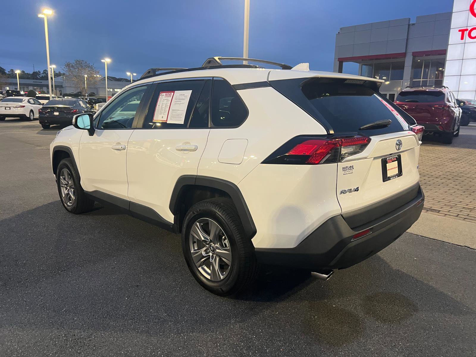 Certified 2022 Toyota RAV4 XLE image 5