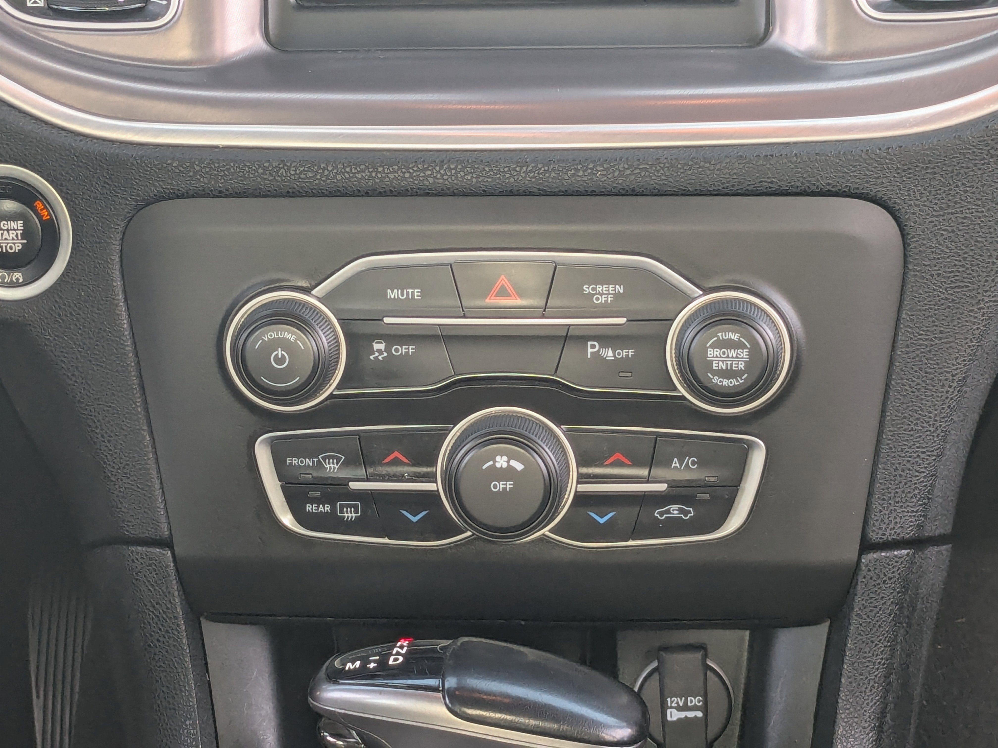 Used 2021 Dodge Charger SXT image 19