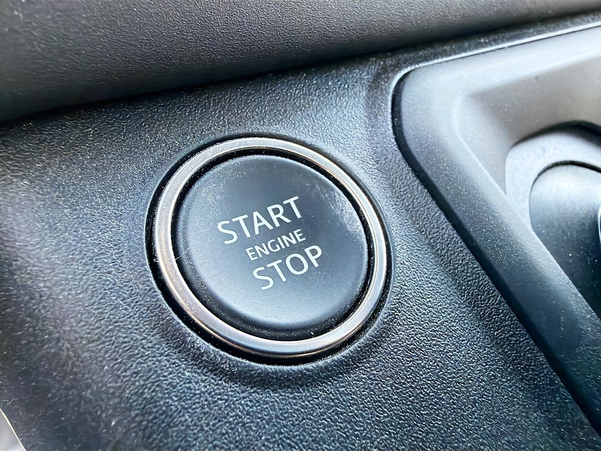 Used 2024 Land Rover Defender 110 S image 36