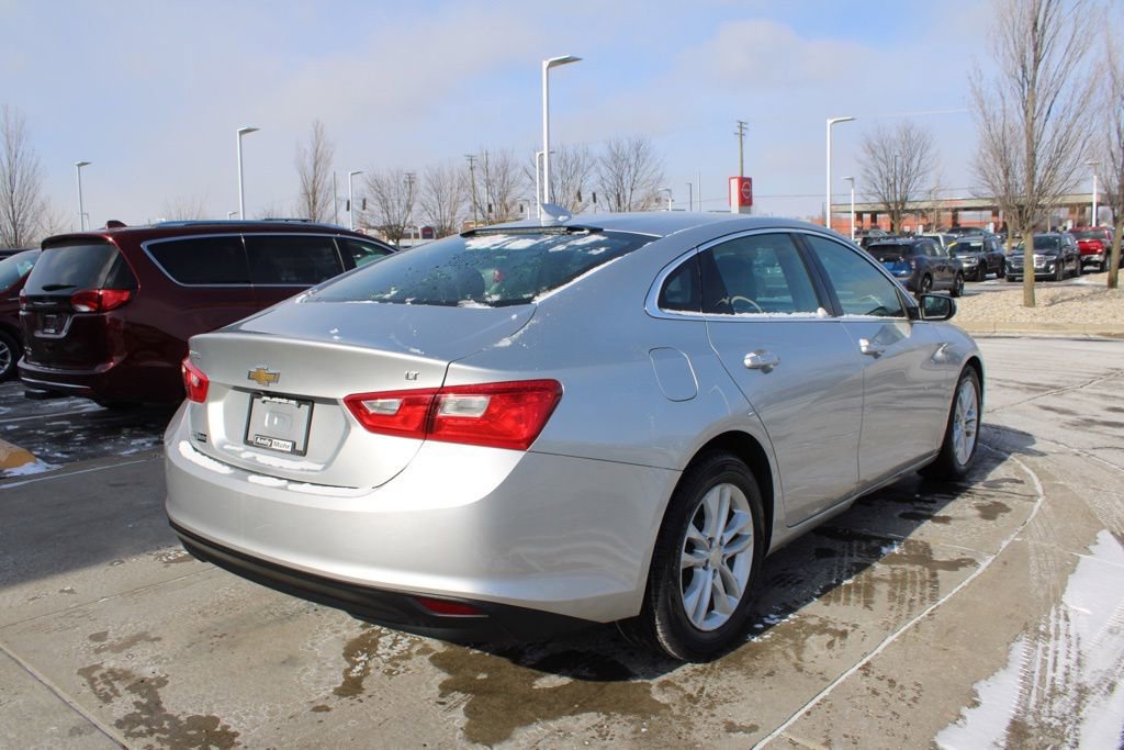 Used 2016 Chevrolet Malibu LT w/ Leather Package image 6