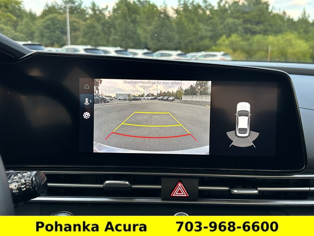 Used 2023 Hyundai Elantra Limited FWD image 18
