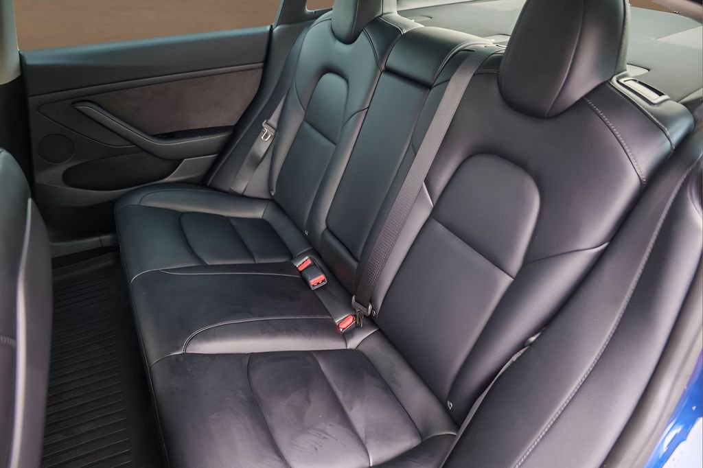 Used 2022 Tesla Model 3 Long Range image 21