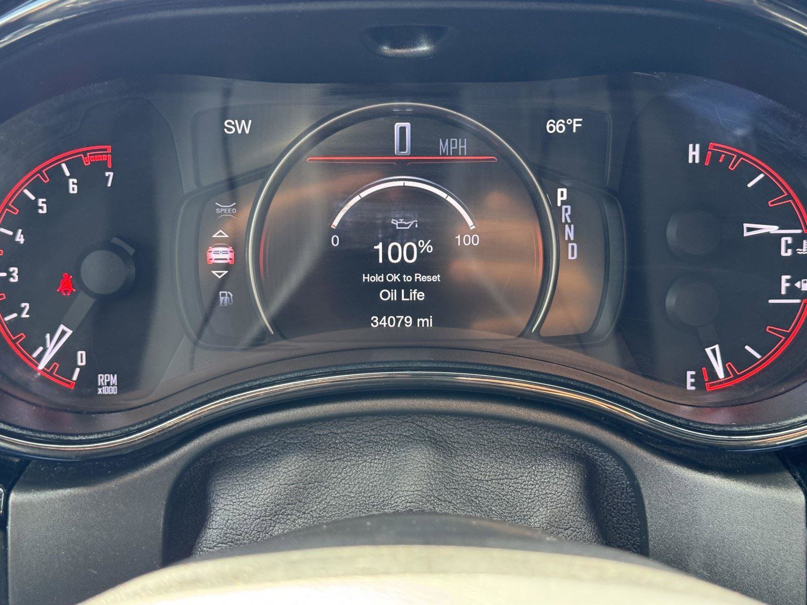 Used 2022 Dodge Durango GT RWD image 17