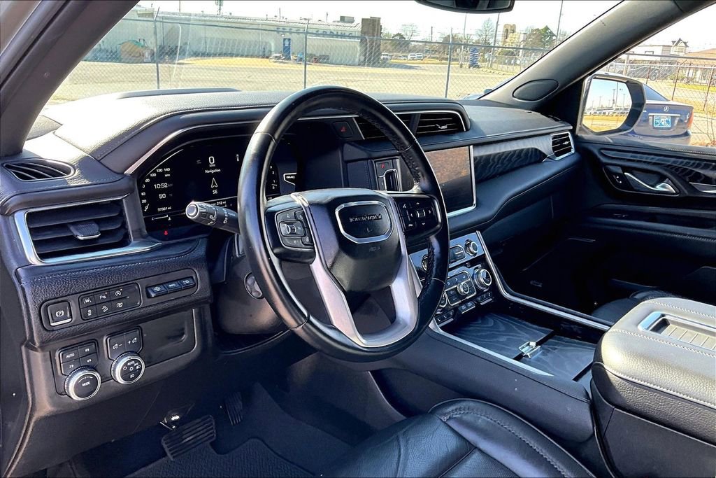 Used 2024 GMC Yukon Denali image 17