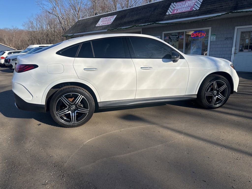 Used 2024 Mercedes-Benz GLC 300 4MATIC image 13