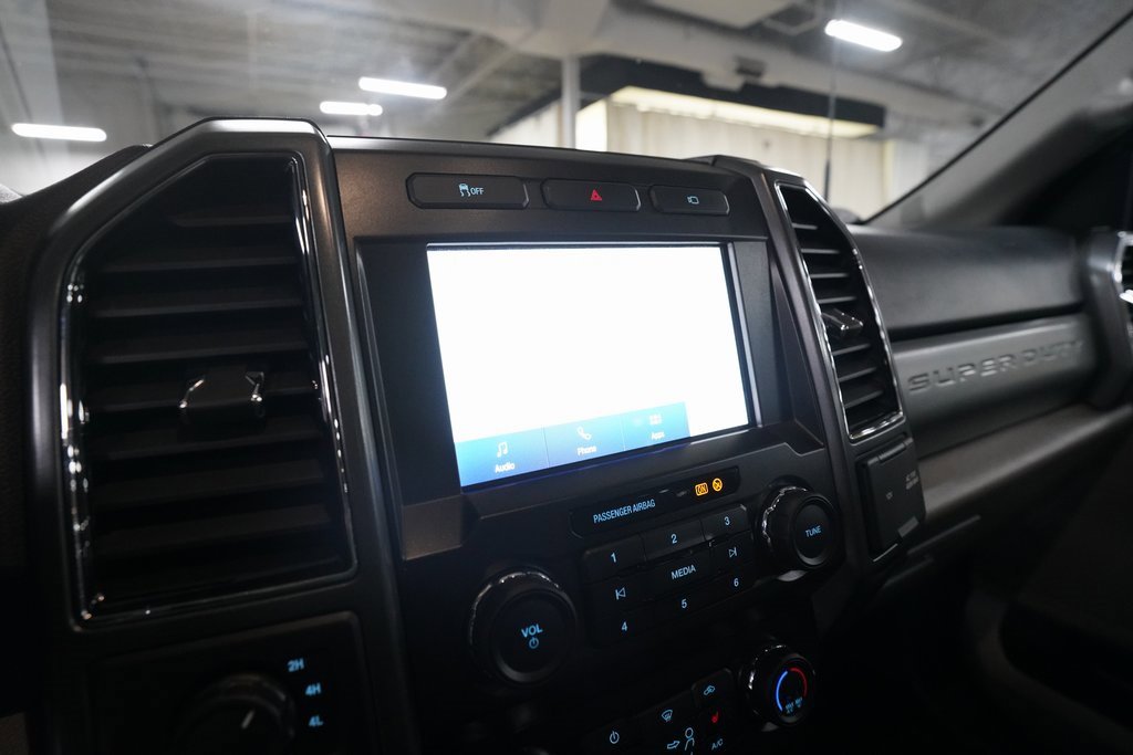 Used 2022 Ford F250 XLT w/ XLT Premium Package image 6