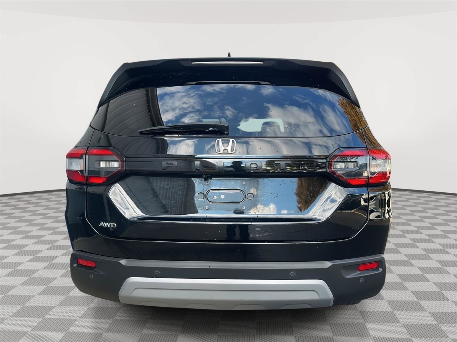 Certified 2025 Honda Pilot EX-L image 31