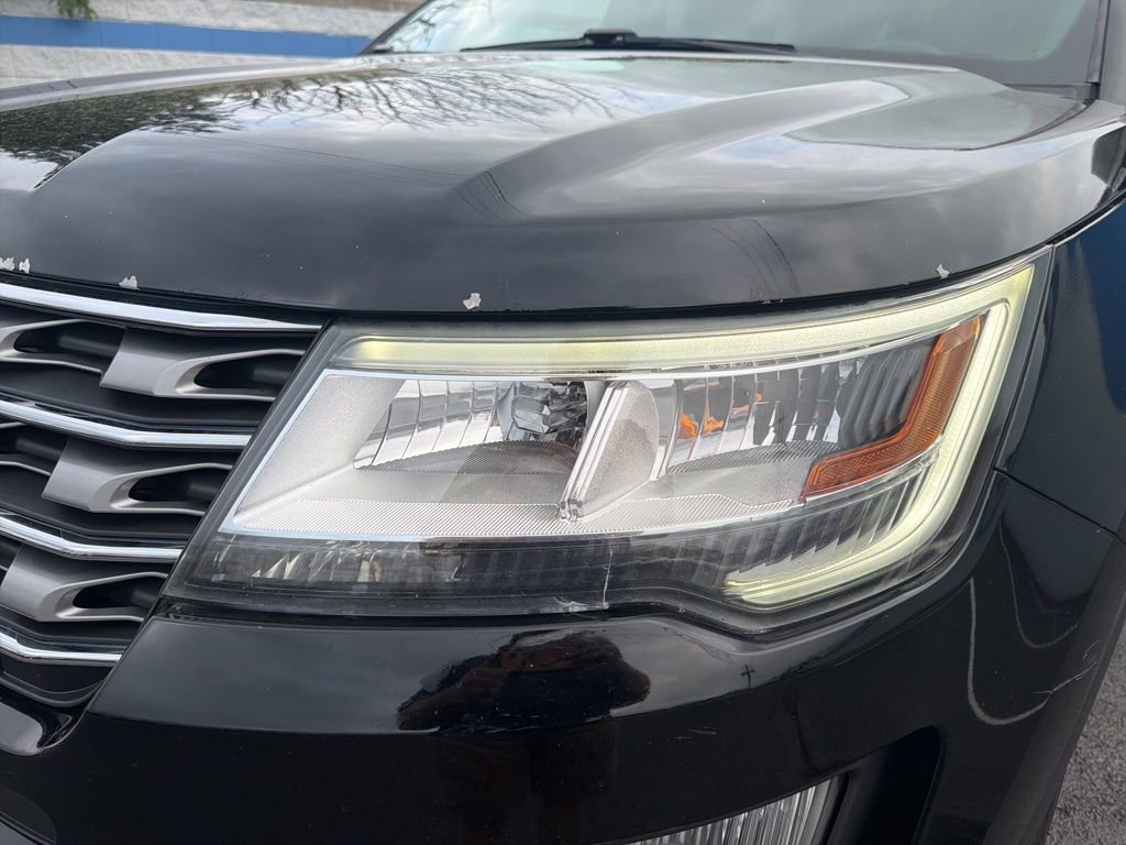 Used 2017 Ford Explorer Limited AWD/4WD image 9