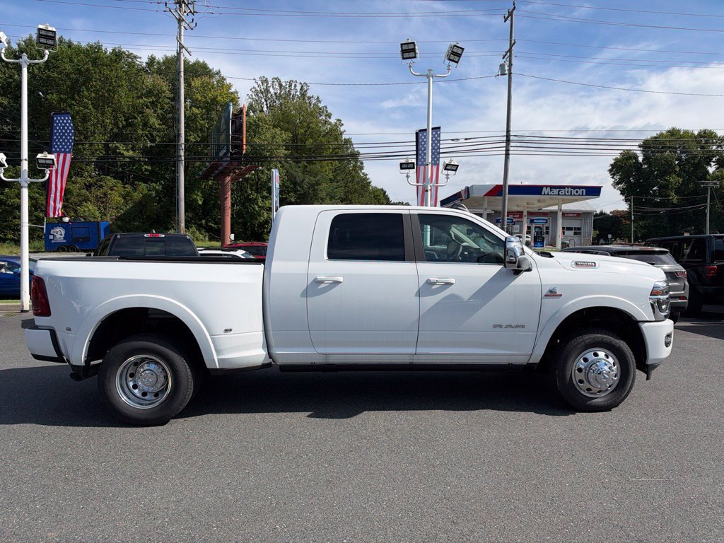 New 2026 RAM 3500 Longhorn AWD/4WD image 4