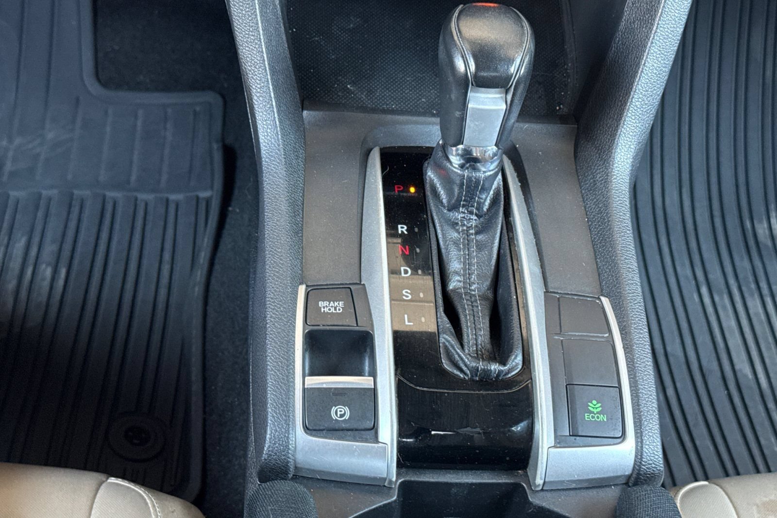 Used 2019 Honda Civic EX image 30