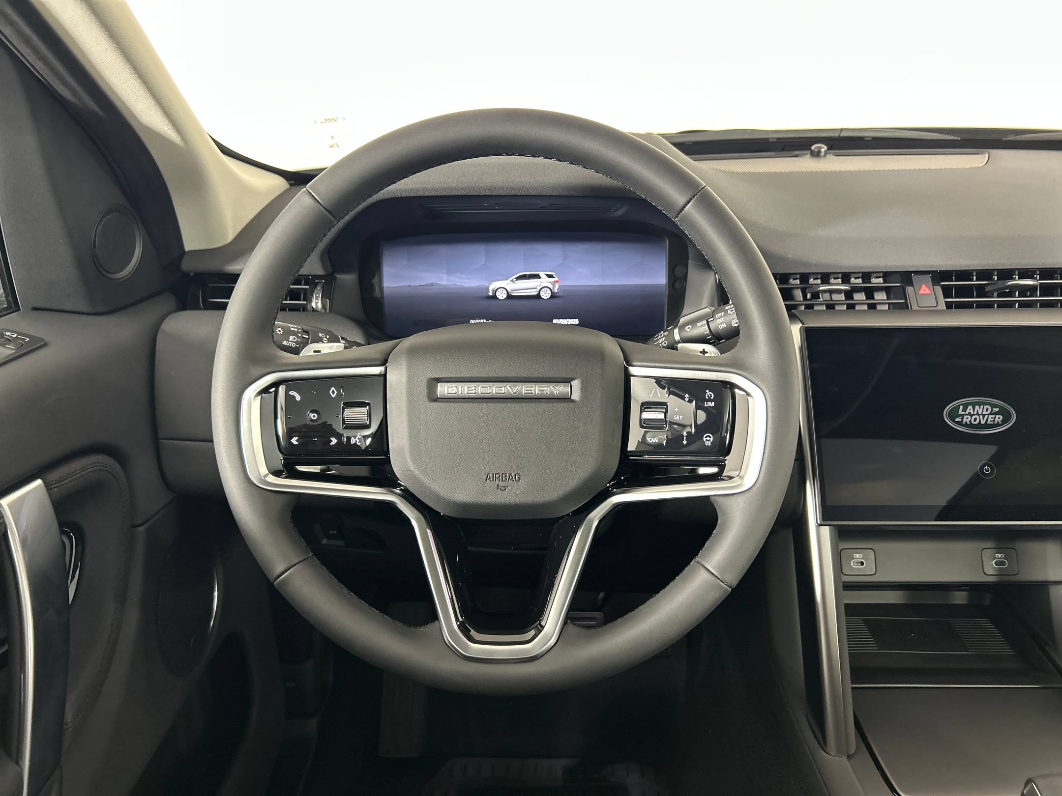 Used 2025 Land Rover Discovery Sport S AWD/4WD image 4