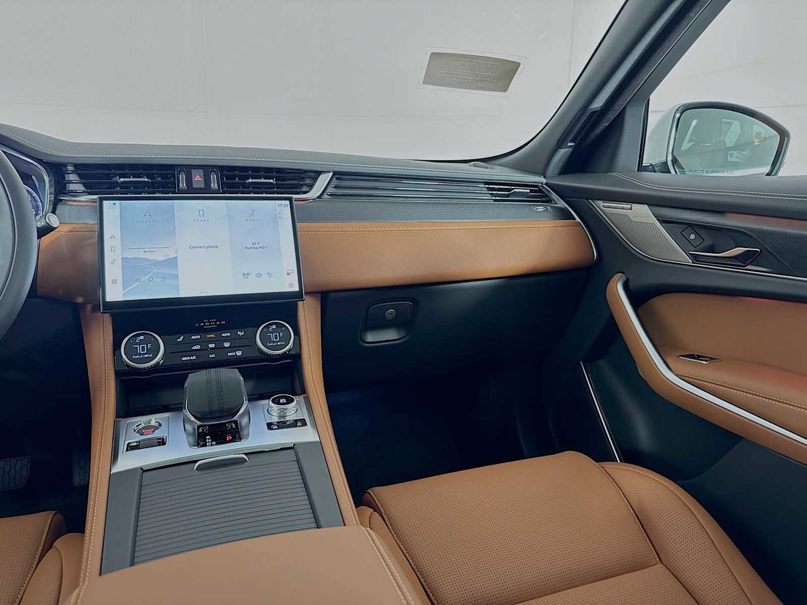 New 2026 Jaguar F-PACE R-Dynamic S image 31