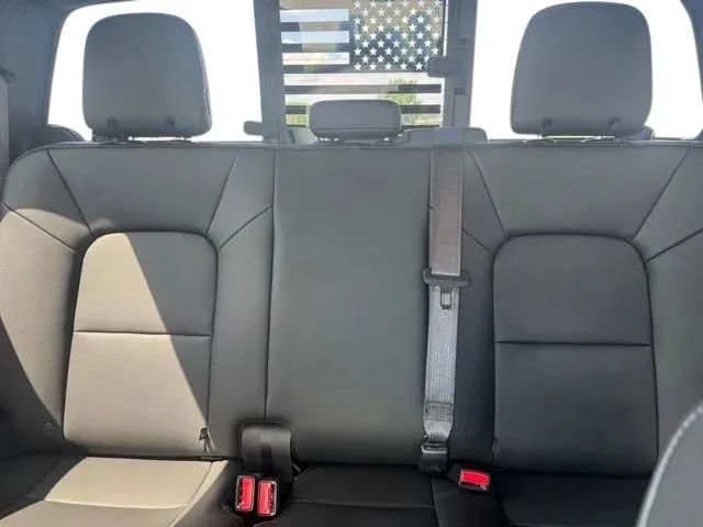 Used 2025 Chevrolet Colorado Trail Boss AWD/4WD image 18