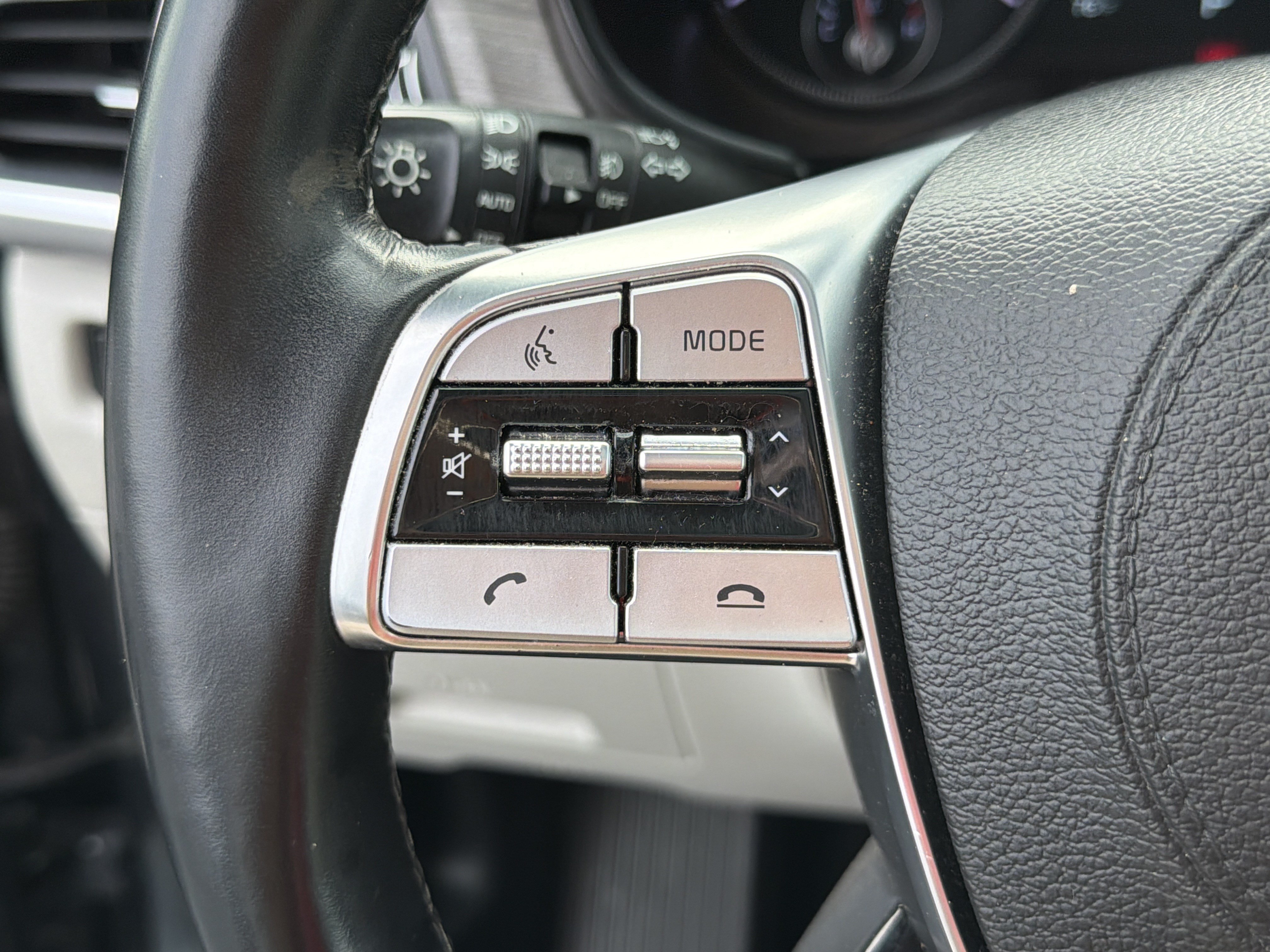 Used 2020 Kia Telluride SX w/ SX Prestige Package AWD/4WD image 25