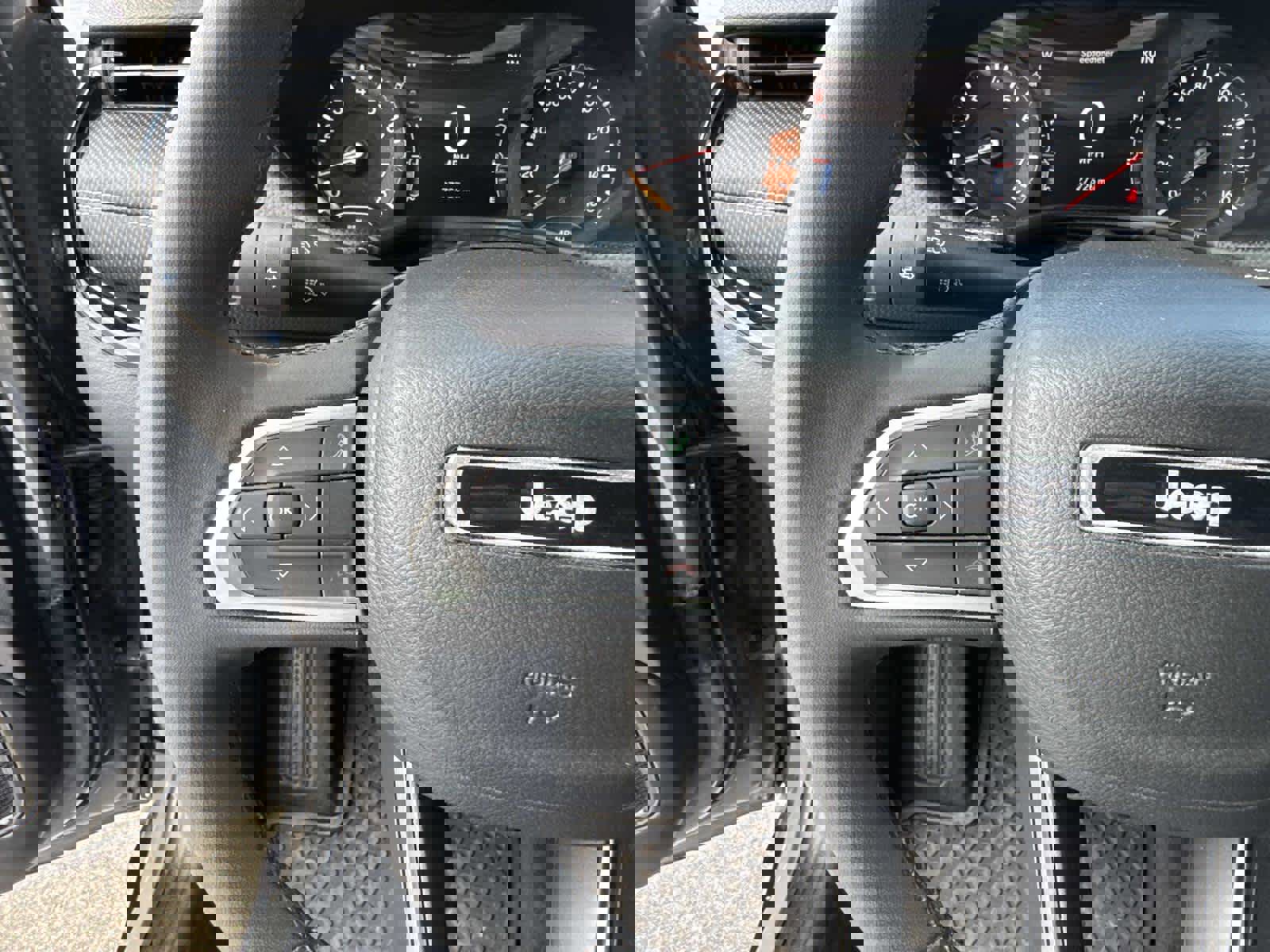 Used 2023 Jeep Compass Altitude w/ Sun and Sound Group image 40